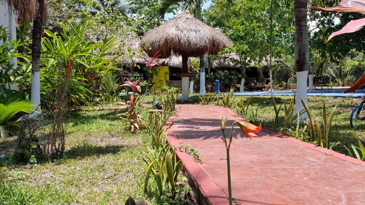 Cabanas Colibri Bacalar Ngoại thất bức ảnh